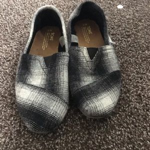 Toms shoes